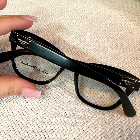 Dolce & Gabbana black and red polka dot rectangular prescription frames - Picture 7 of 9